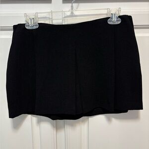 Sam Edelman Black Back Zip Mini Skater Skort Skirt Women’s Size 6